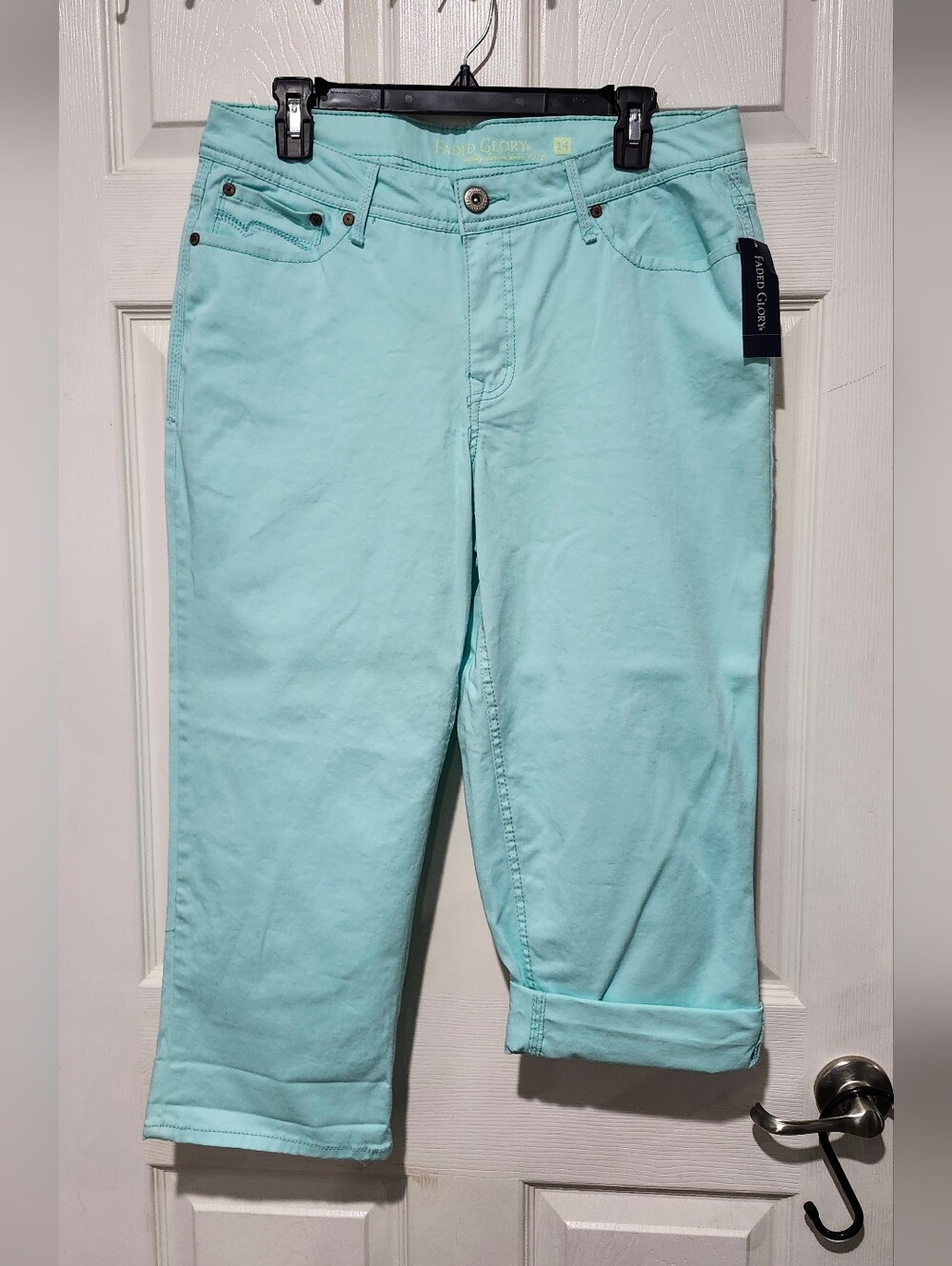 Faded Glory Aqua Casual Capris Size 14